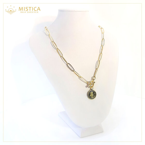 Collana medaglione della regina - immagine 2