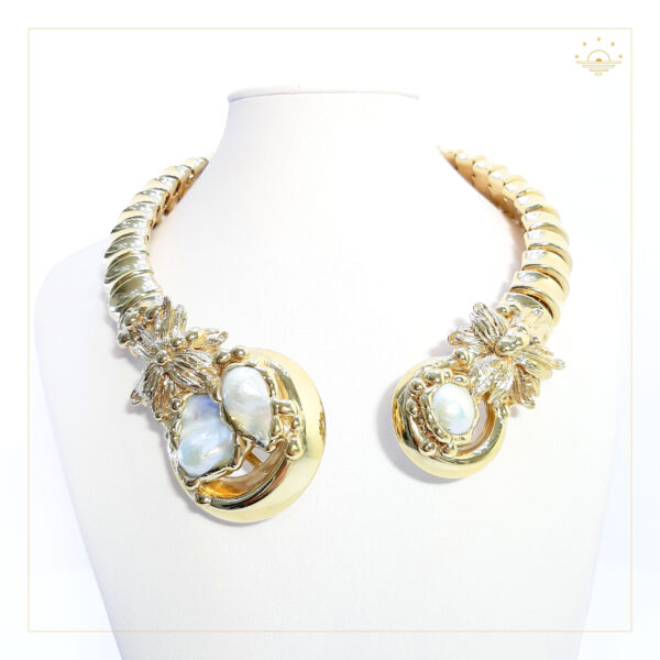 Girocollo opulent